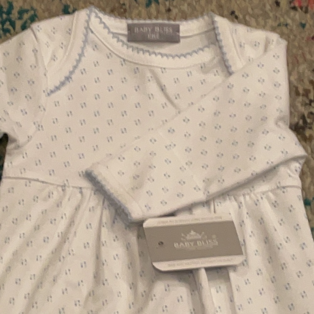 Baby Bliss BLUE MICRO DOT PIMA GOWN in Preemie / NWT / smoke-free pet-free home - Picture 3 of 5